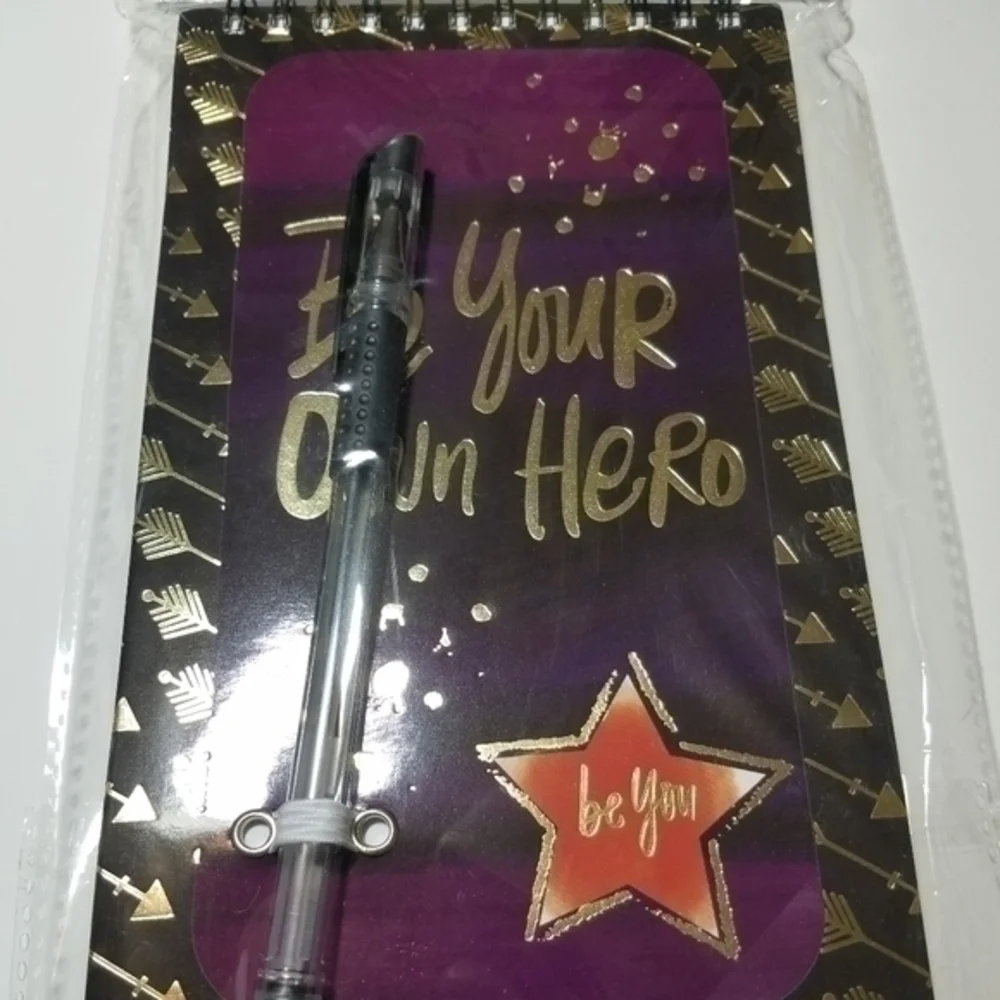 🛍BE YOUR OWN HERO Notepad And Gel Pen Duo